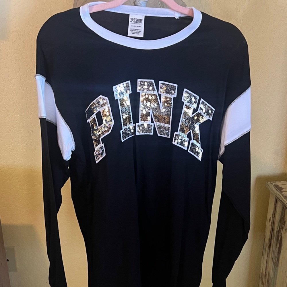 PINK Victoria's Secret Black and White Sequin Long Sleeve Tee